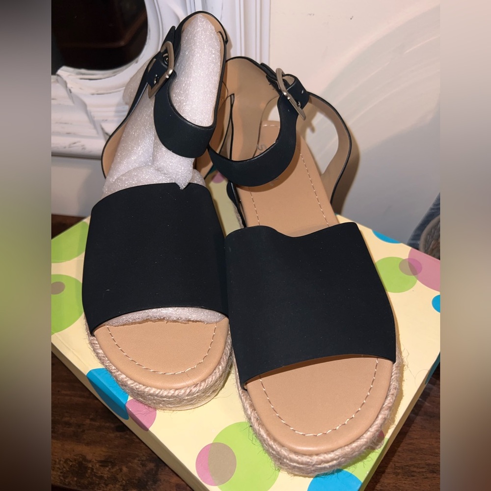 NEW Black Espadrille Sandals - Picture 2 of 4